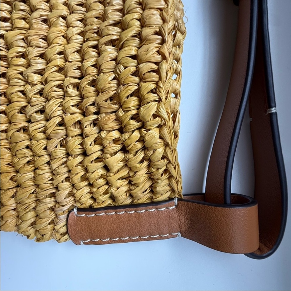 Proenza Schouler  Woven Raffia Shoulder Bag NWOT retails at $900 - Picture 5 of 10